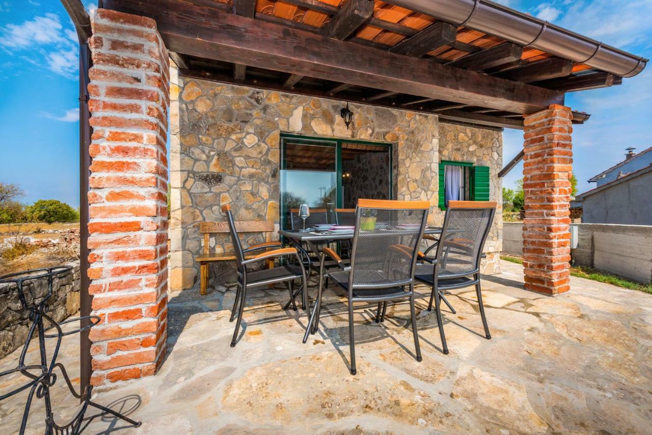 Holiday Home Vlatka Lozovac Luaran gambar